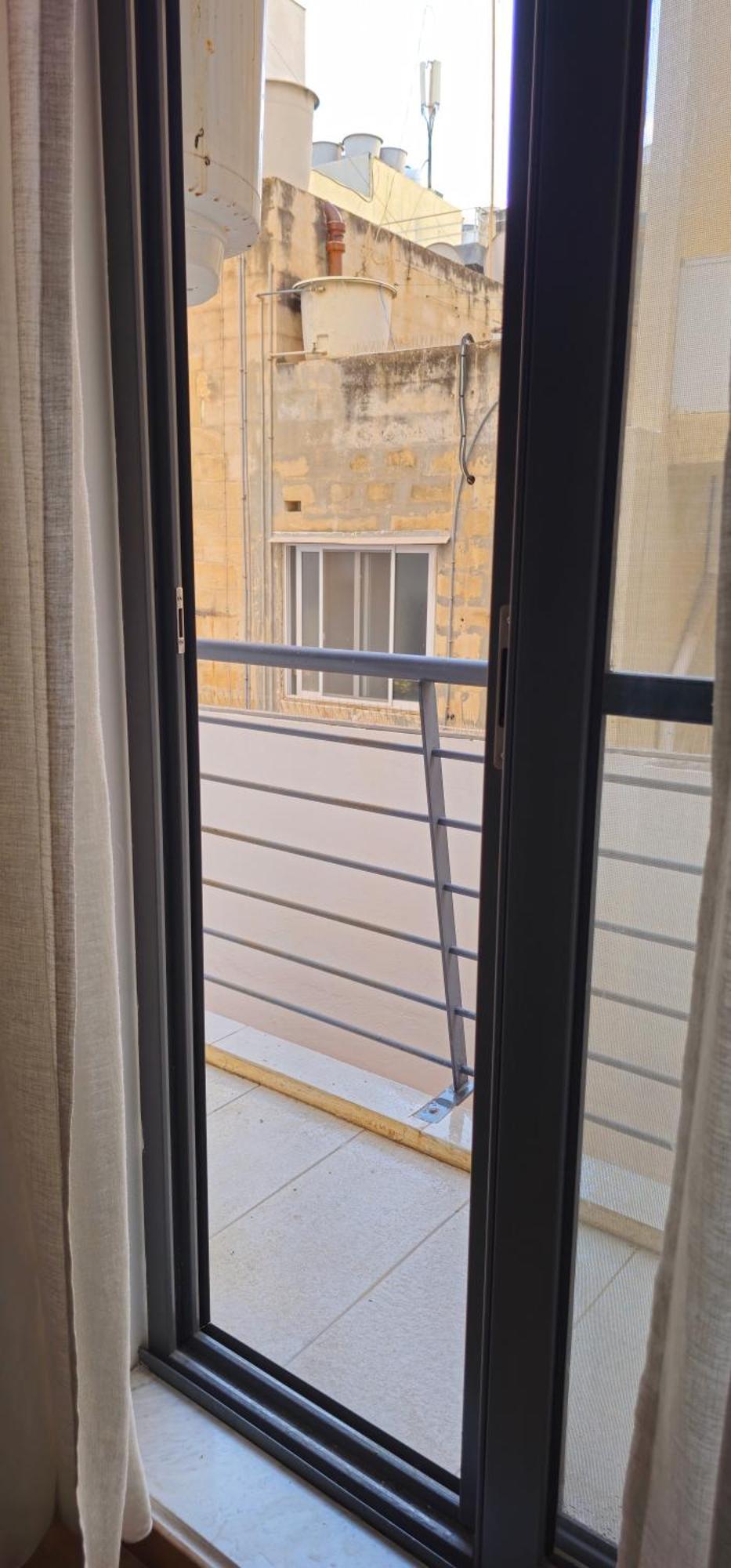 3 Floors Villa On Promenade 4 Bedrooms 3 Bathrooms Sliema Eksteriør billede