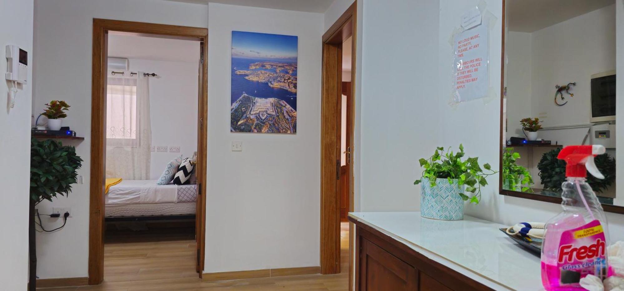 3 Floors Villa On Promenade 4 Bedrooms 3 Bathrooms Sliema Eksteriør billede