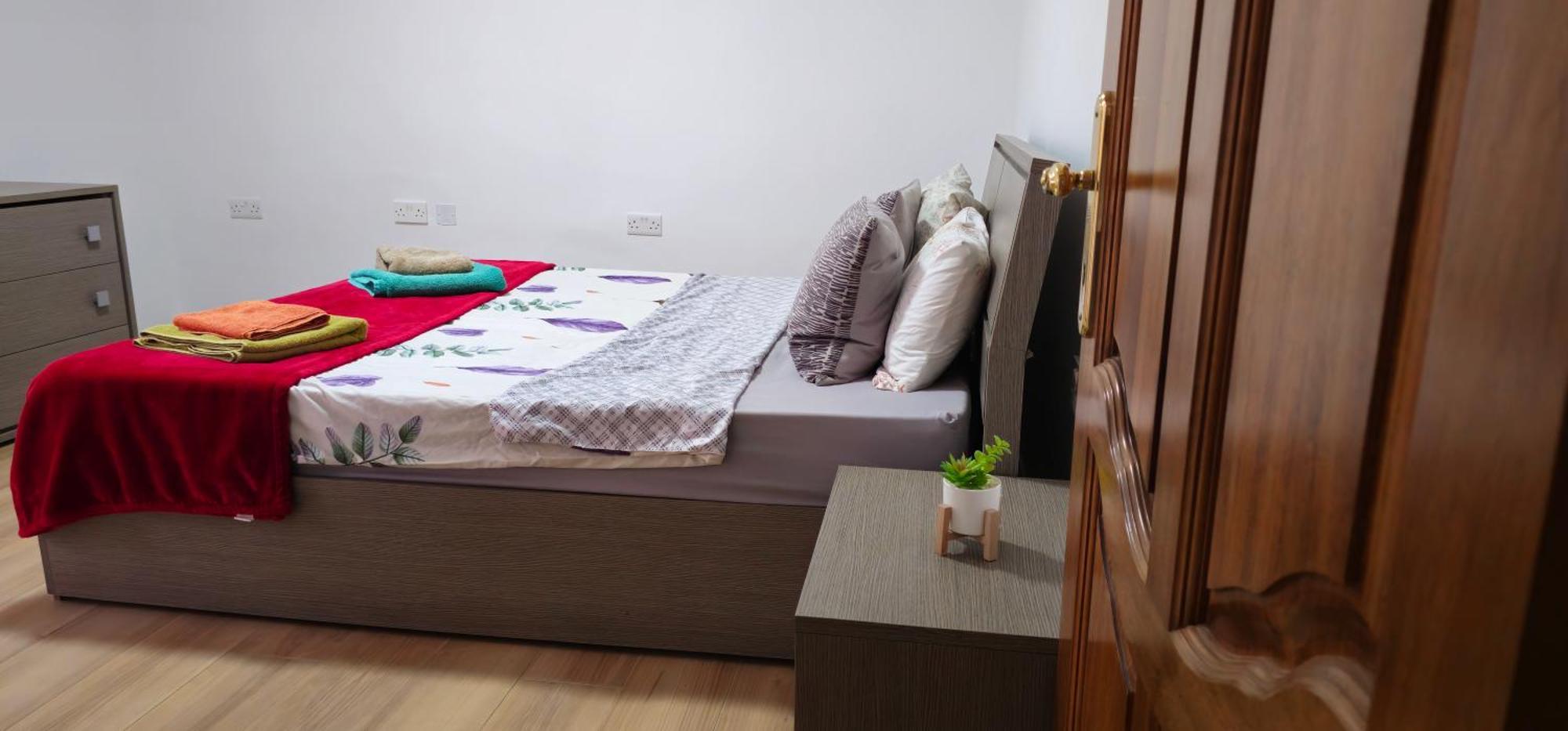 3 Floors Villa On Promenade 4 Bedrooms 3 Bathrooms Sliema Eksteriør billede