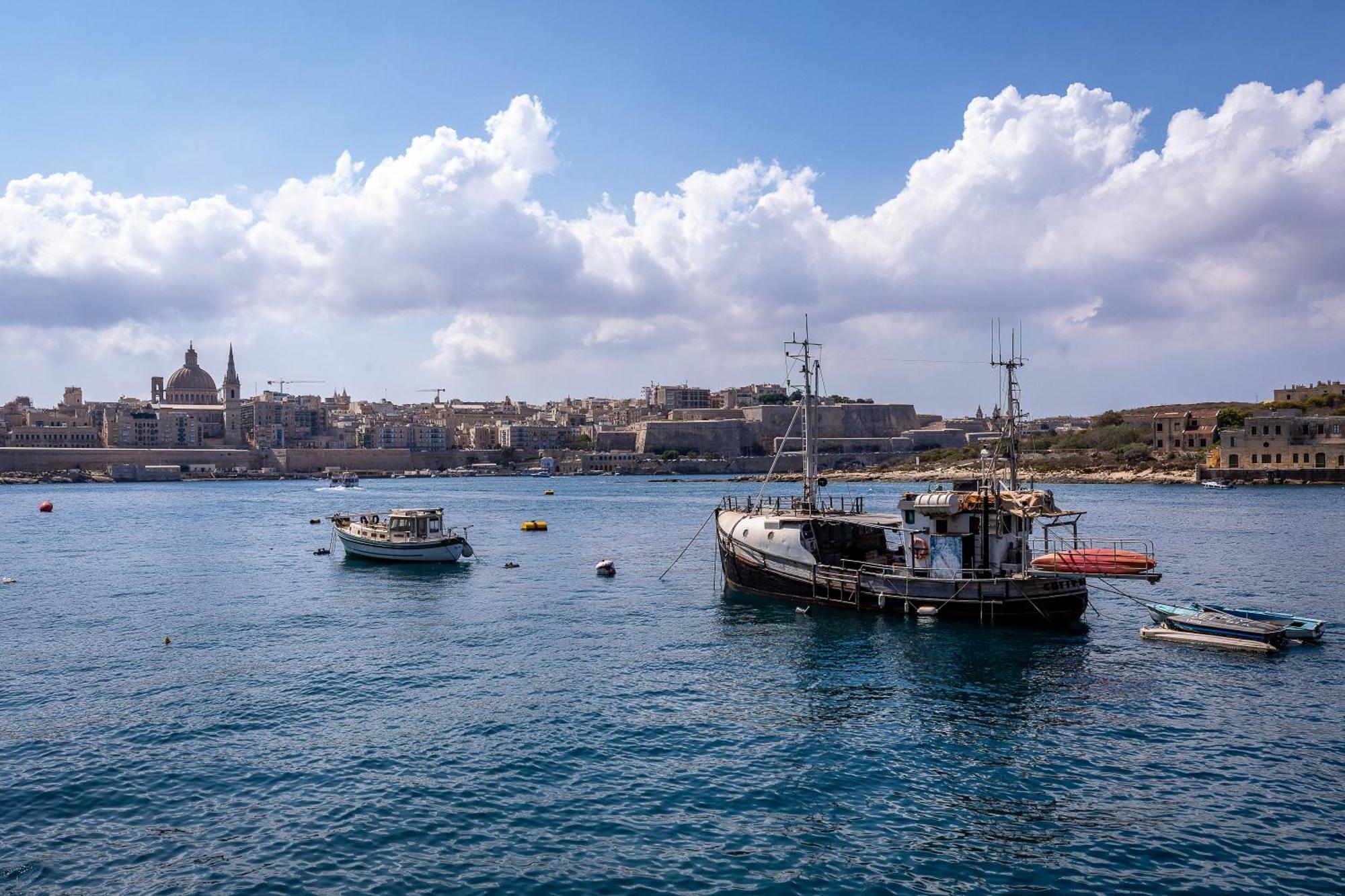 3 Floors Villa On Promenade 4 Bedrooms 3 Bathrooms Sliema Eksteriør billede