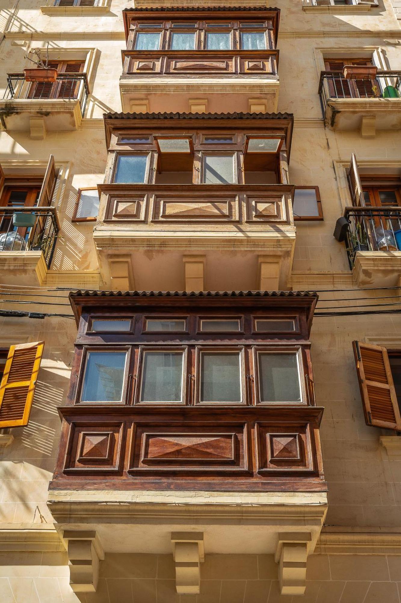 3 Floors Villa On Promenade 4 Bedrooms 3 Bathrooms Sliema Eksteriør billede