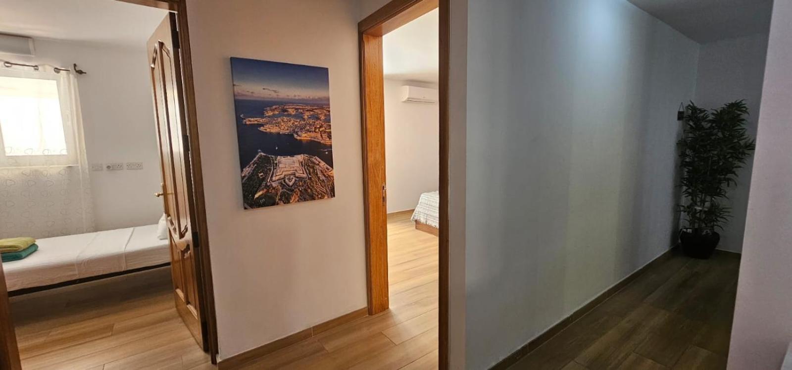 3 Floors Villa On Promenade 4 Bedrooms 3 Bathrooms Sliema Eksteriør billede