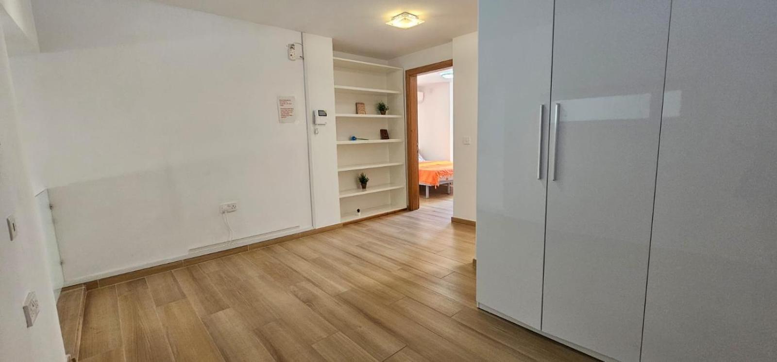 3 Floors Villa On Promenade 4 Bedrooms 3 Bathrooms Sliema Eksteriør billede