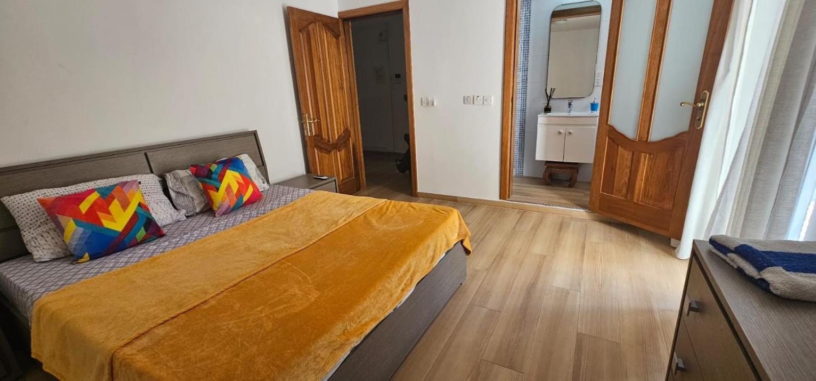 3 Floors Villa On Promenade 4 Bedrooms 3 Bathrooms Sliema Eksteriør billede