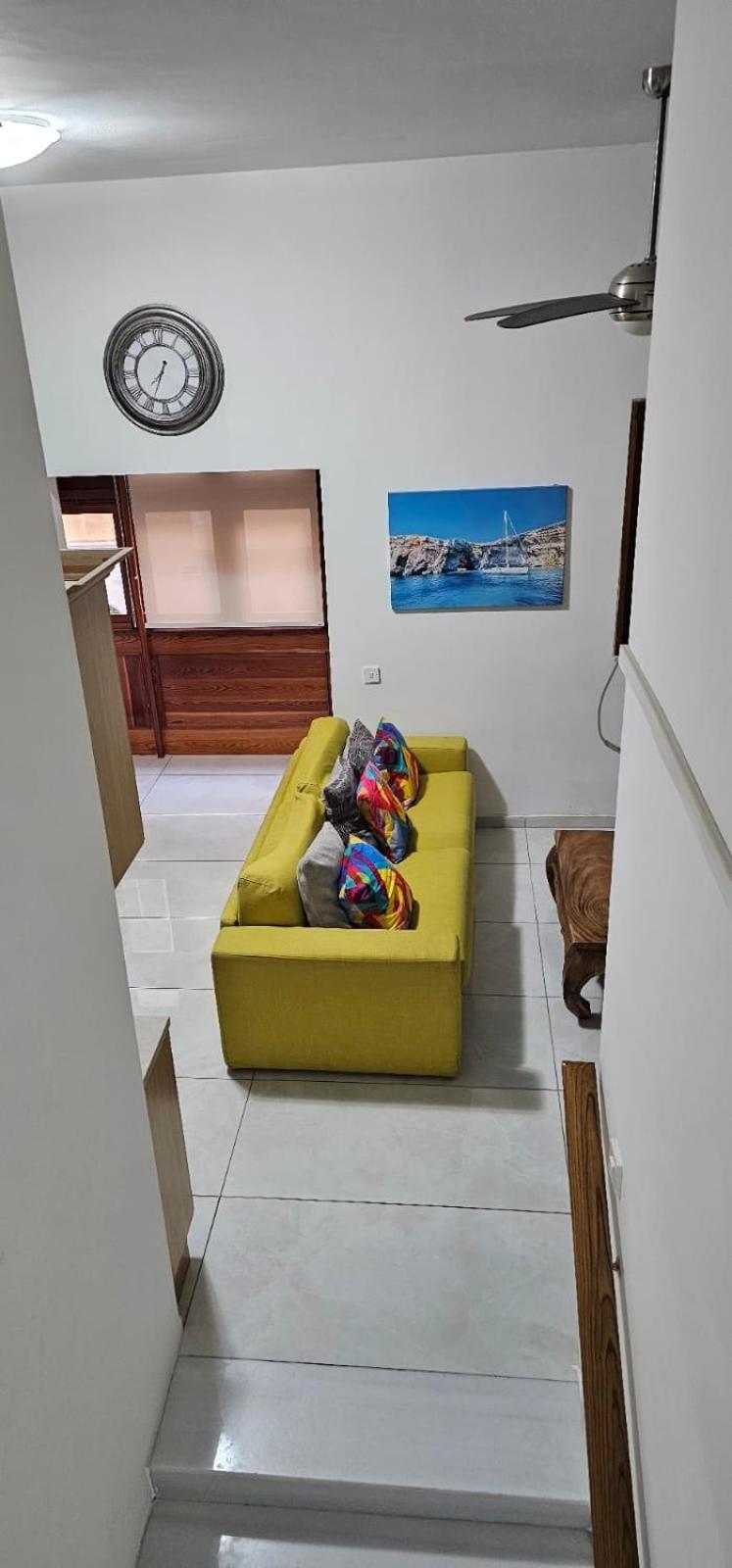 3 Floors Villa On Promenade 4 Bedrooms 3 Bathrooms Sliema Eksteriør billede