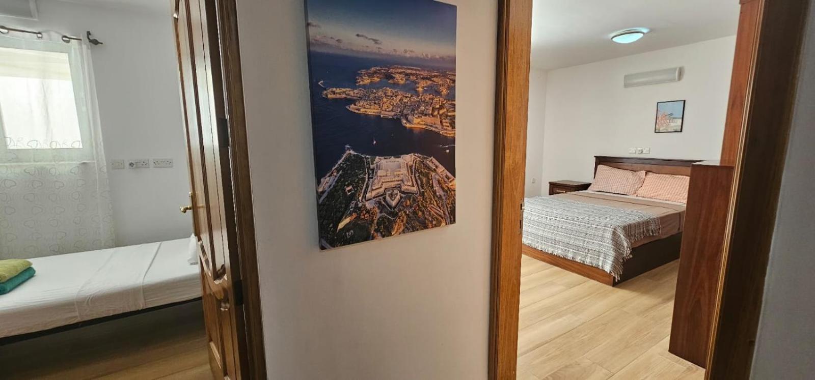 3 Floors Villa On Promenade 4 Bedrooms 3 Bathrooms Sliema Eksteriør billede