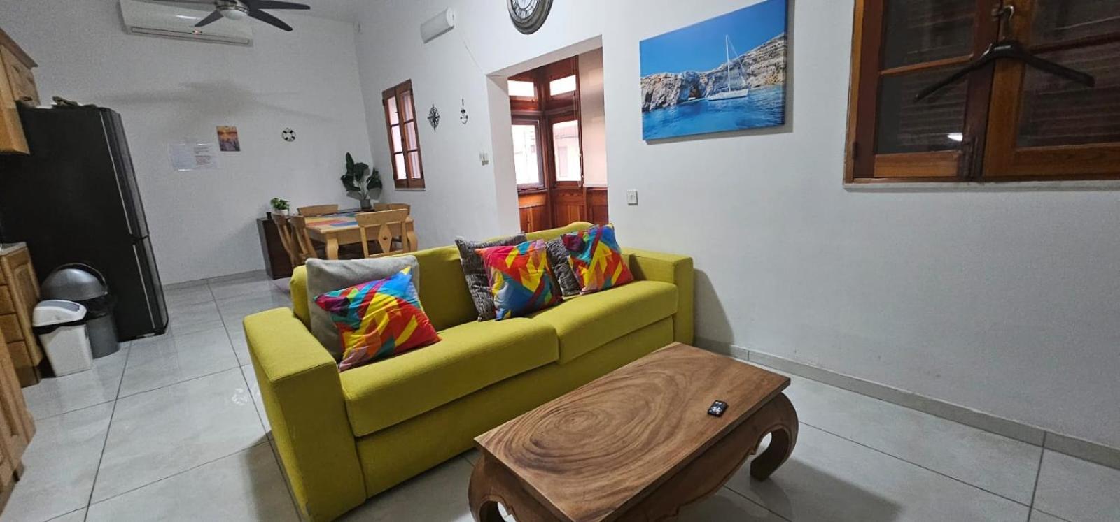 3 Floors Villa On Promenade 4 Bedrooms 3 Bathrooms Sliema Eksteriør billede